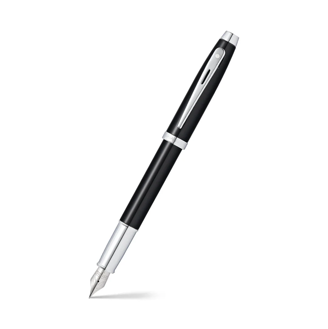 Sheaffer 100 Glossy Black Lacquer Fountain Pen - Medium